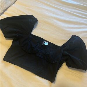 NWOT H&M Black Puff Sleeve Crop Top